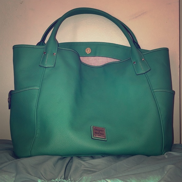 Dooney & Bourke Handbags - Authentic Dooney and Bourke large mint tote
